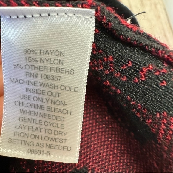 Liz Claiborne Womens Crew Neck Elbow Floral Pullover Sweater size Small - Picture 6 of 12